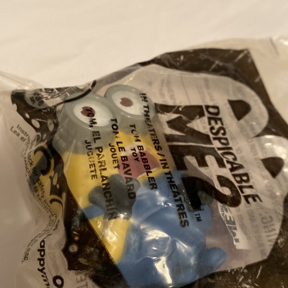 Set of 7 Despicable Me2 Happy Meal Toys - Picture 3 of 11